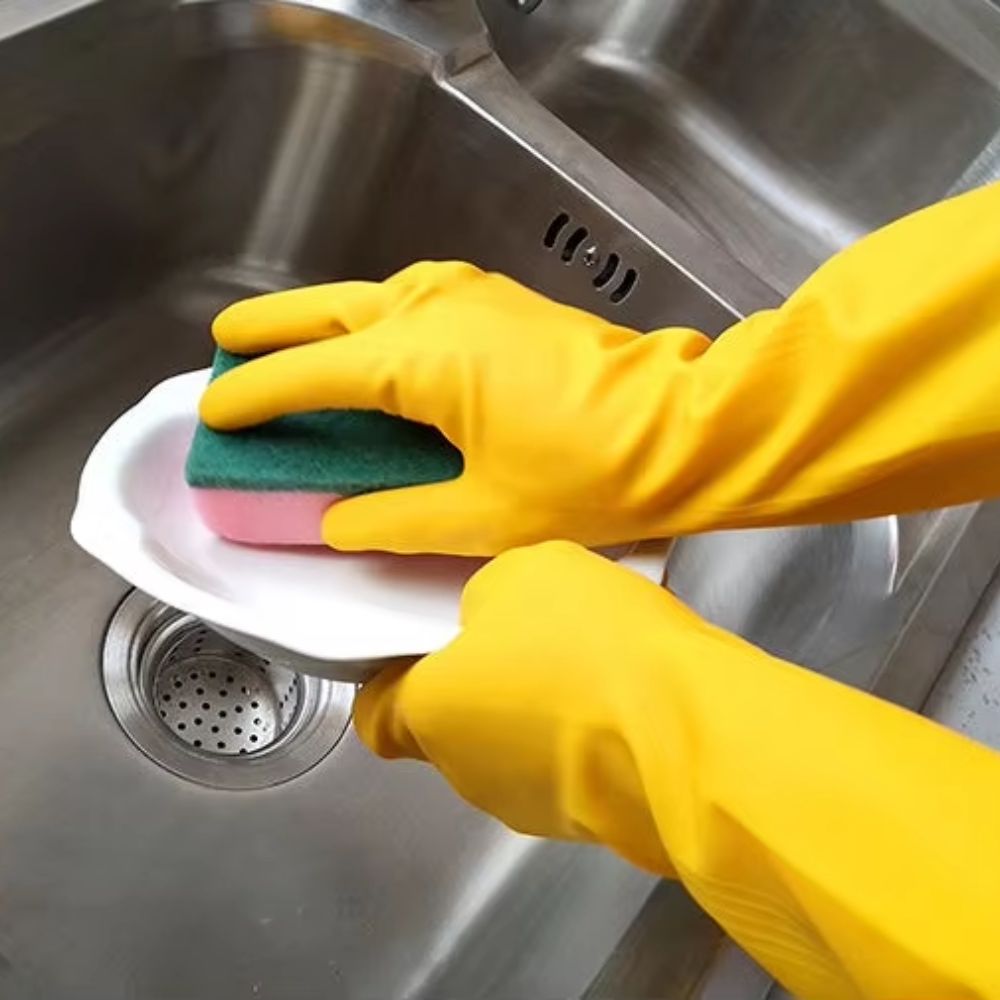 Silicone Washing Full Finger Gloves For Home & Kitchen aximart cleaning products (4) Silicone Dishwashing Gloves Reusable, Super Heat-Resistant & A1 Waterproof for Kitchen Cleaning - Image 5