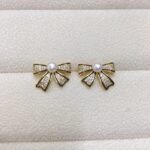 Bow Shape Zircon Pearl Earrings for Women Korean Style Jewelry with Sparkling Zircon & Classic Pearl in 2 colors Golden & Silver