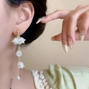 Pearl Korean Flower Earrings