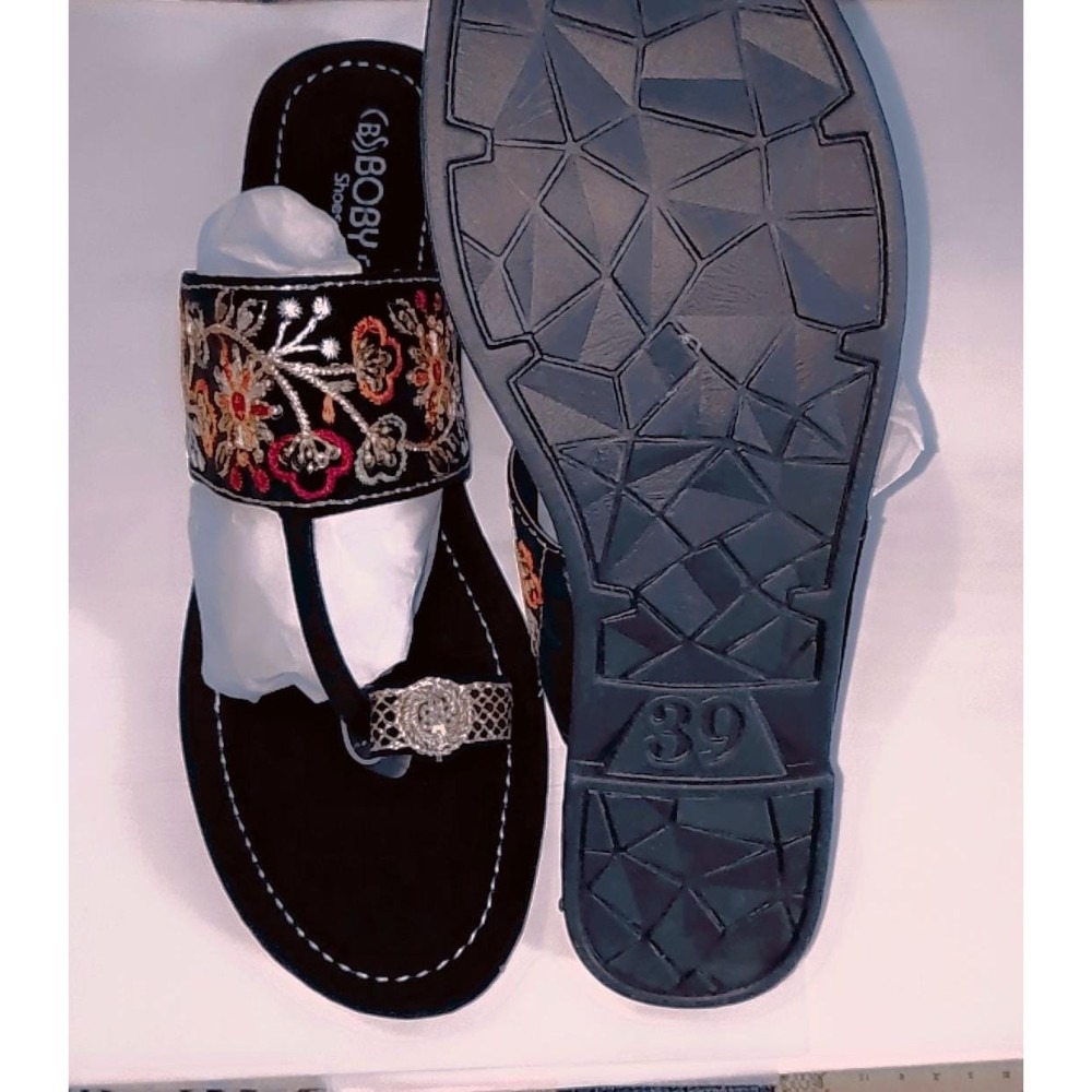 kolhapuri slipper premium leather women (1) Kolhapuri Slipper Design No. 25-79 Classic Black Super Handcrafted Leather Footwear for Women - Image 2