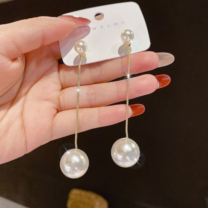 Elegant Pearl Hanging Korean Earrings - Image 3