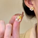 Korean Leaf Sparkling Pearl Earrings 4