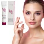 Lakmé Perfect Radiance Intense Whitening Foundation,Oil-Free Natural Finish - Image 2