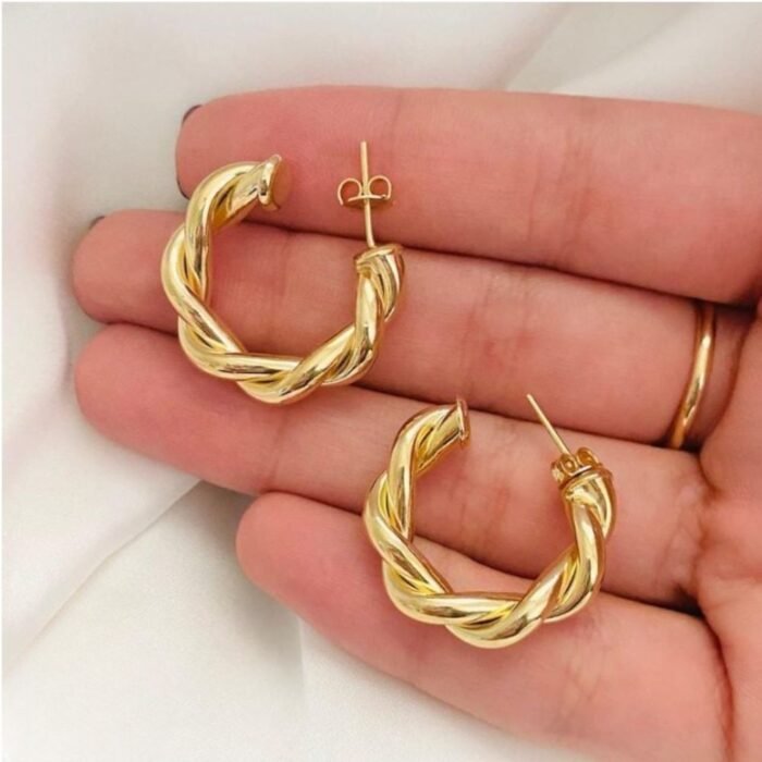 Twisted Elegant Sparkling Earrings, Stylish Fashion Jewelry - Image 4