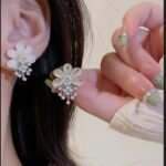 Flower Pearl Korean Earrings 4