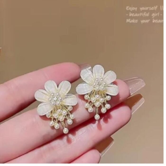 Flower Pearl Korean Earrings 3
