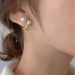 Korean Pearl Circle Earrings 4