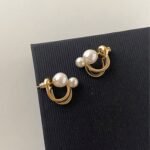Korean Pearl Circle Earrings 3