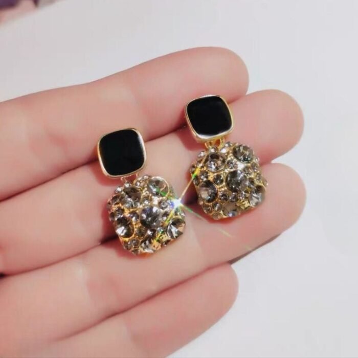 Fashion Rhinestone Square Earrings for Women, Black & White - Image 4