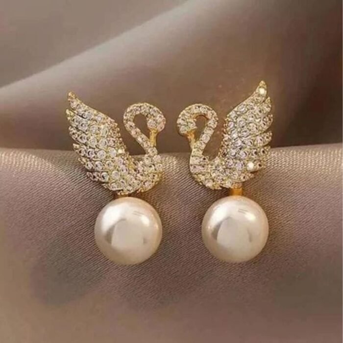 Swan Pearl Earrings 4
